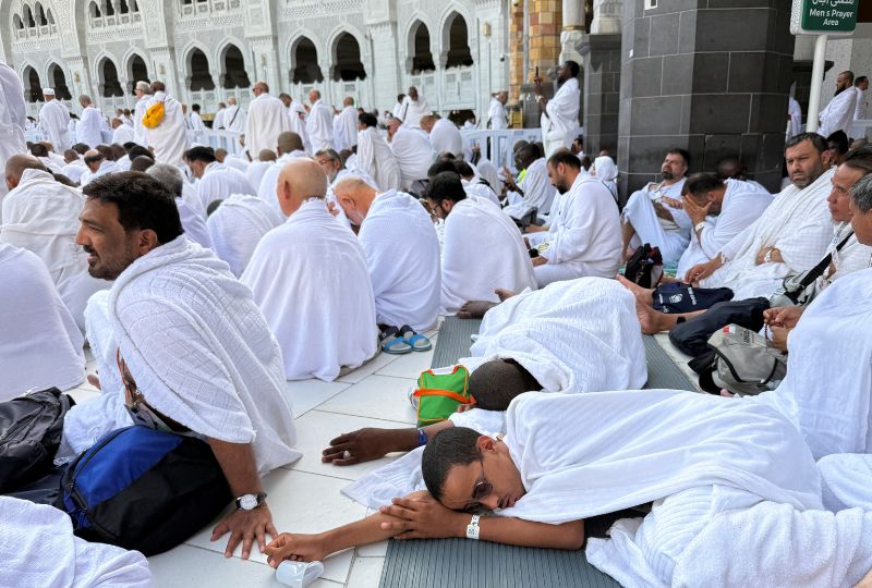 Here's how Saudi Arabia is shielding pilgrims from extreme heat during Haj season